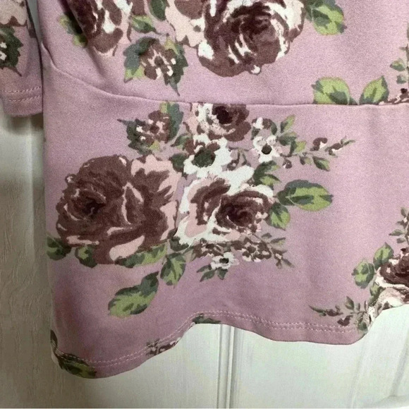 Eclipse Wrap Top  Floral Pink / Mauve Size Medium - Picture 14 of 16